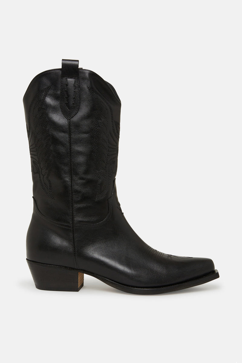 Lisa Embroidered Ranger Boots