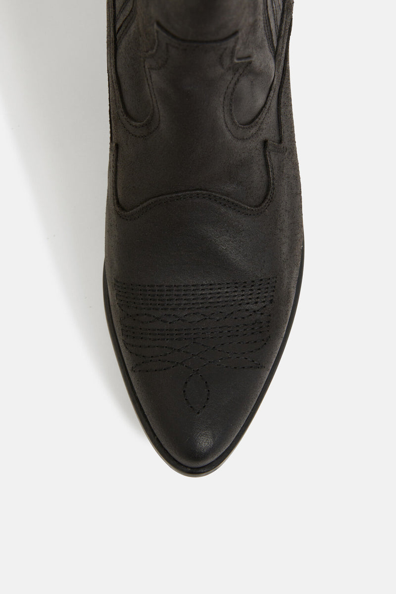 Lisa Embroidered Boots