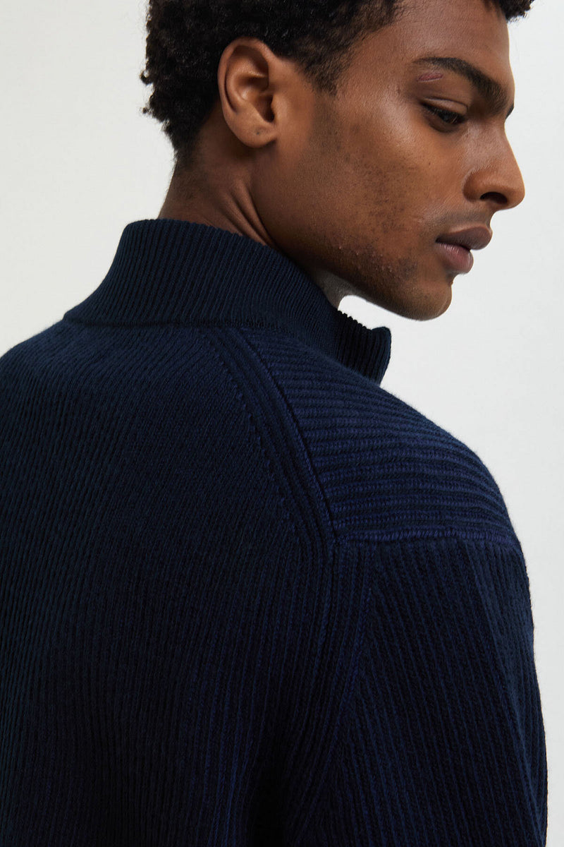 HALF-ZIP MOCK NECK JUMPER