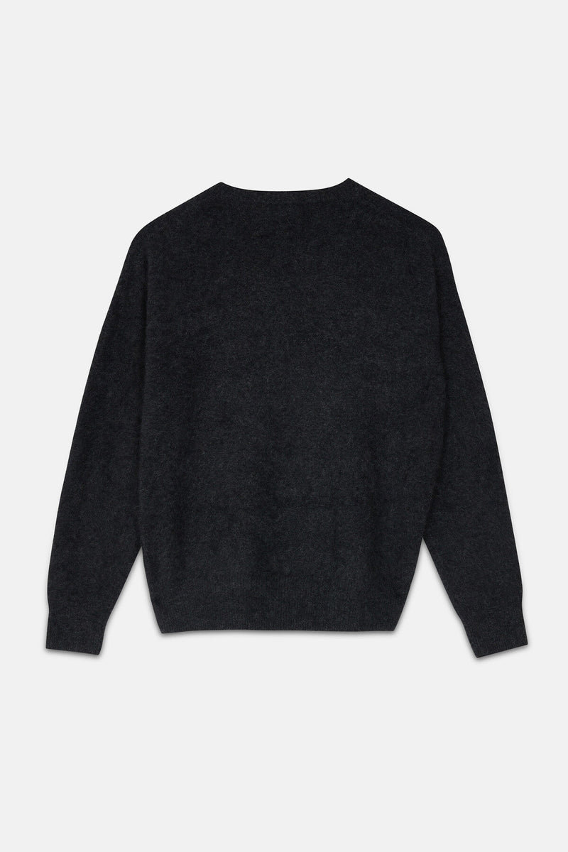 Long-sleeved crew-neck pullover