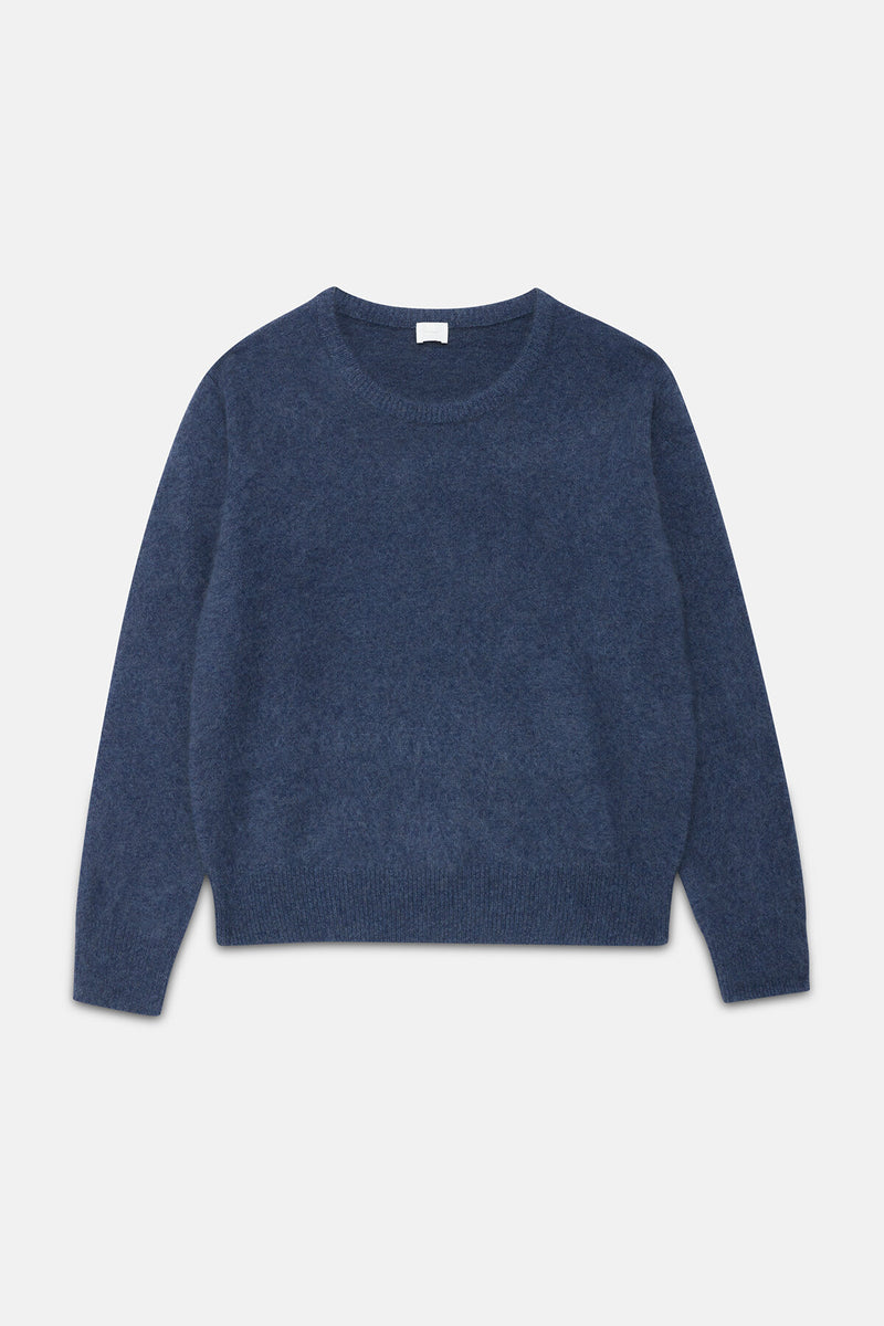 Long-sleeved crew-neck pullover