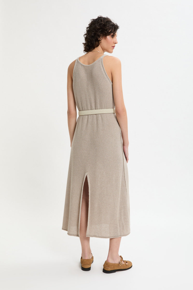 Round Sleveless Dress