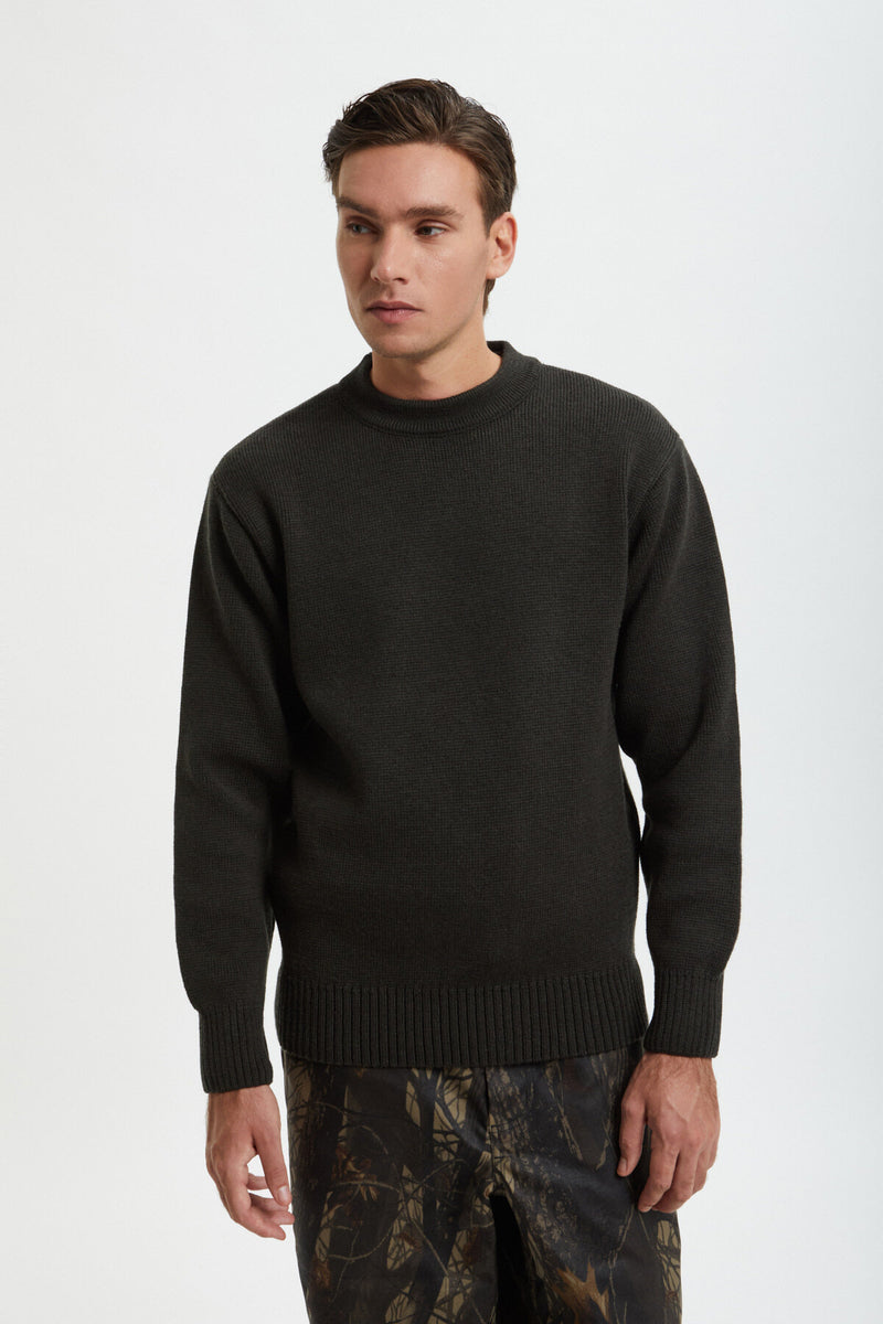 CREWNECK GUIDE SWEATER