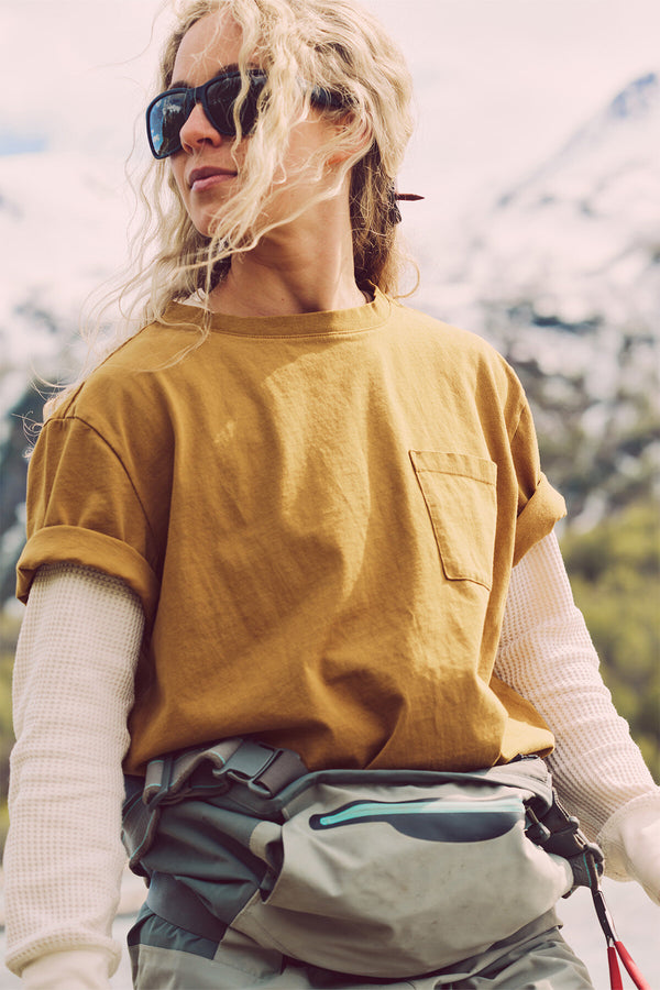 WOMEN'S SHORT SLEEVE POCKET TEE