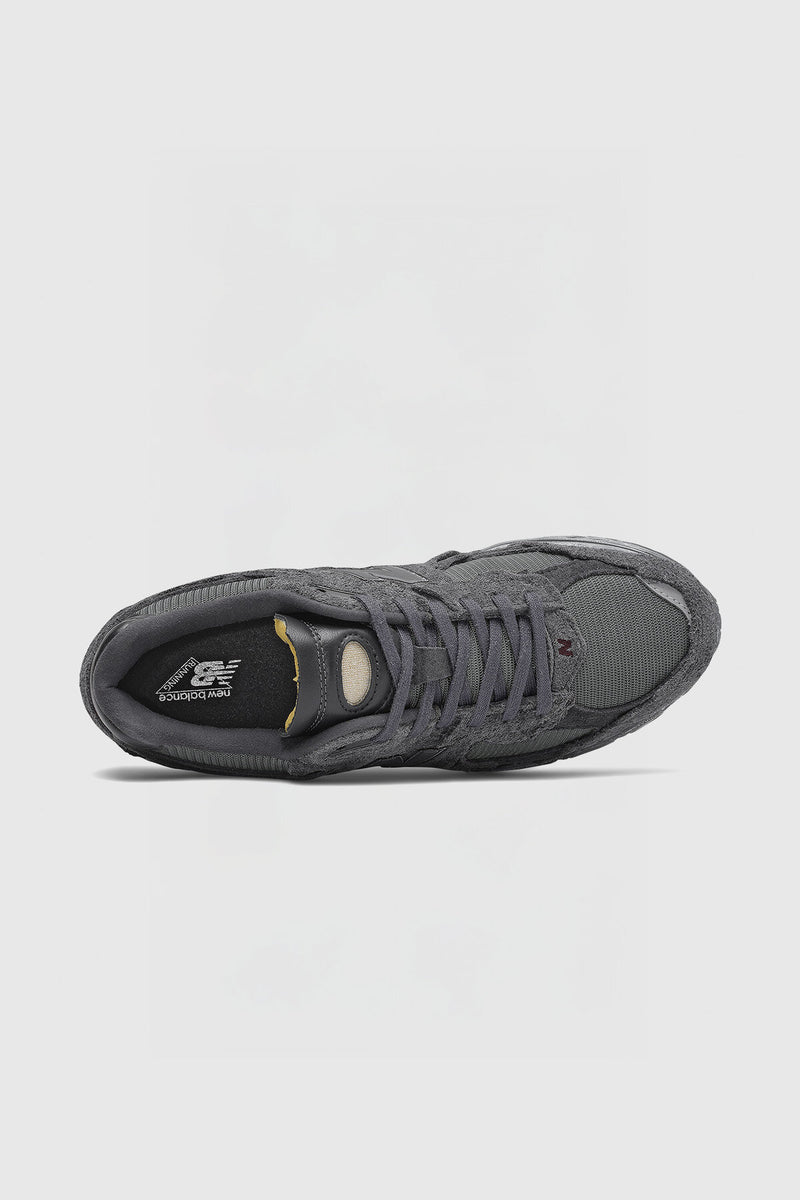 Sneakers 2002R Protection Pack
