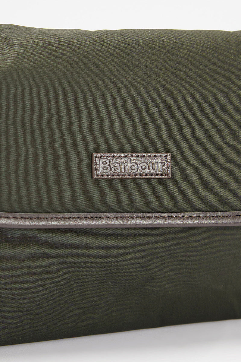 Barbour Wax Hanging Washbag