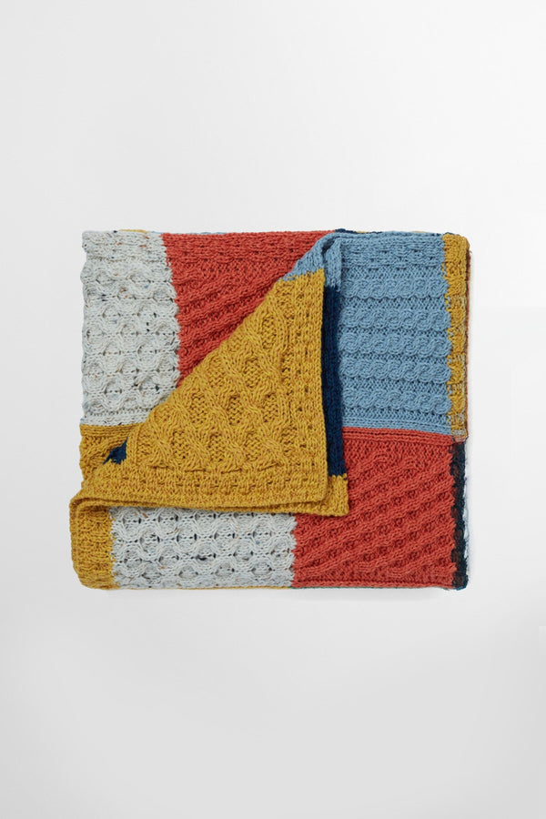 Killala Aran Intarsia Blanket 851