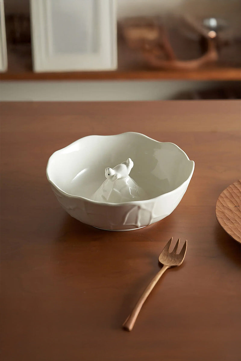 Ceramic bowl with polar bear shape Type A