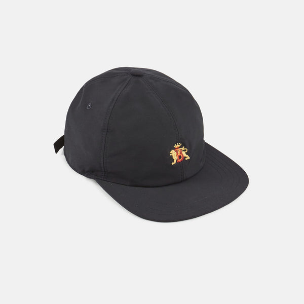 Baseball hat with logo