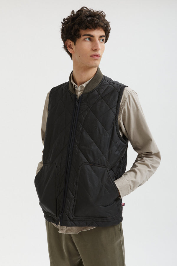 EAGLE PLAINS VEST LINER