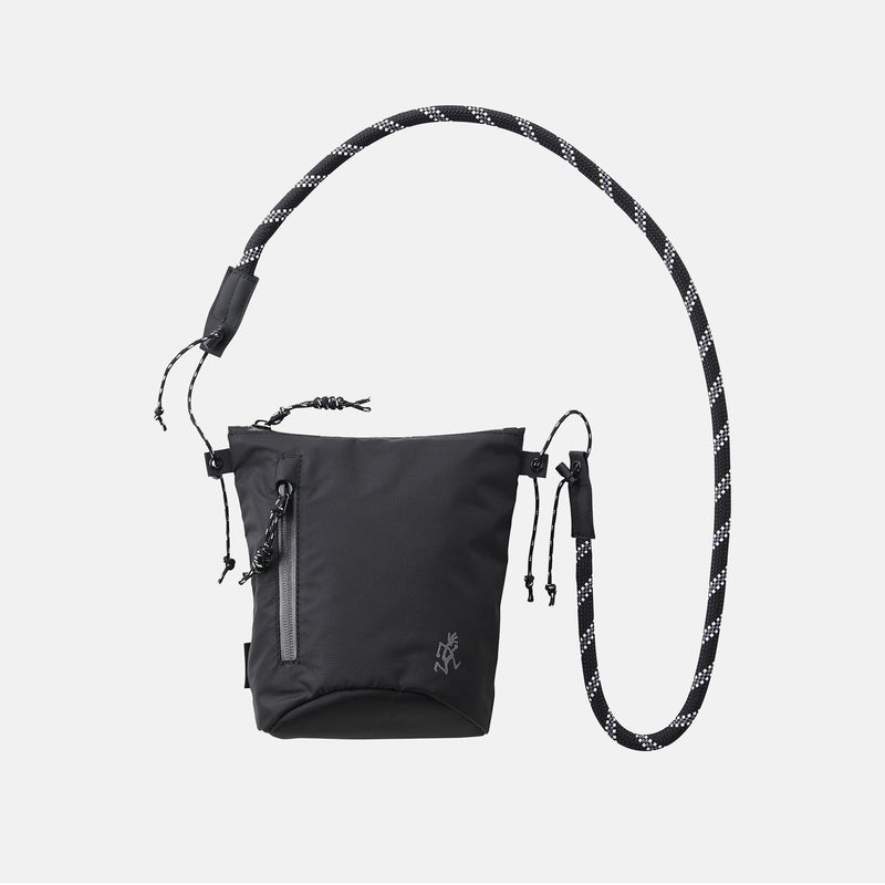 Shoulder bag in technical fabric