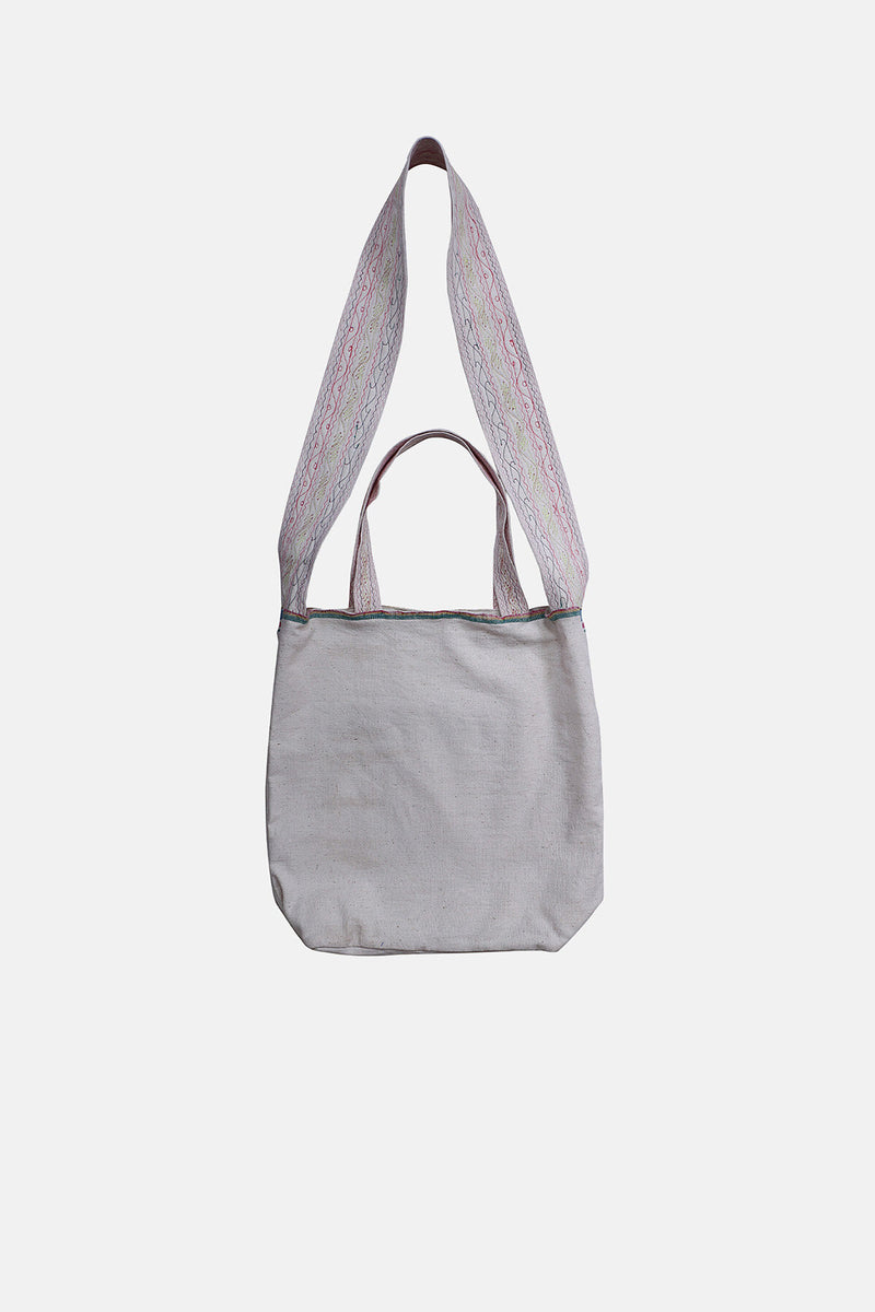 Bag with string